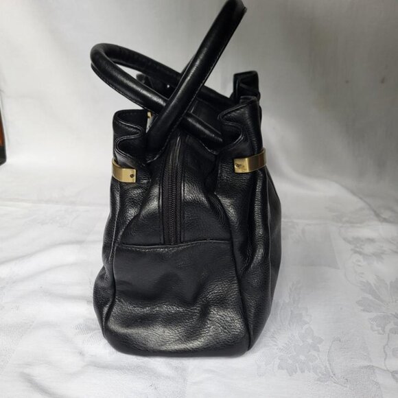 Black leather handbag by Soprano with brass detail - Picture 5 of 12